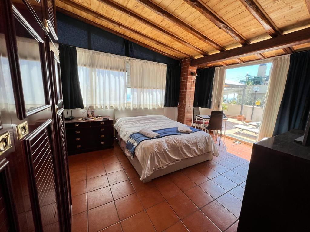 Il Terrazzo Di Marlu Villa Таормина Екстериор снимка