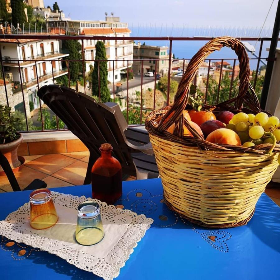 Il Terrazzo Di Marlu Villa Таормина Екстериор снимка