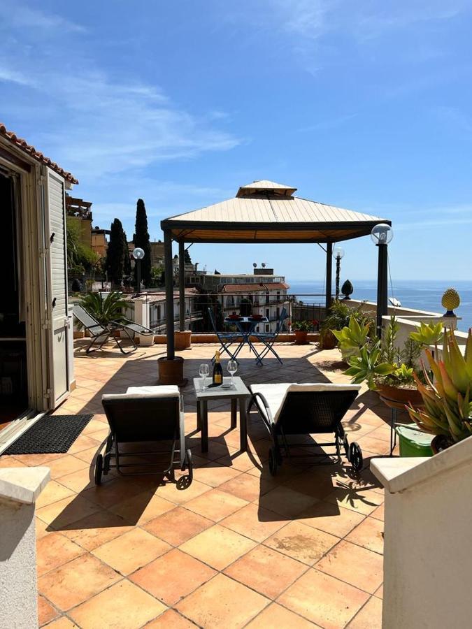 Il Terrazzo Di Marlu Villa Таормина Екстериор снимка
