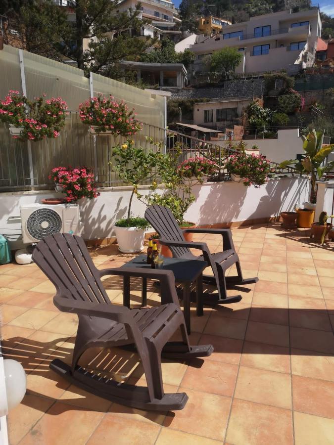Il Terrazzo Di Marlu Villa Таормина Екстериор снимка