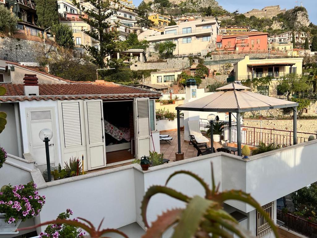 Il Terrazzo Di Marlu Villa Таормина Екстериор снимка