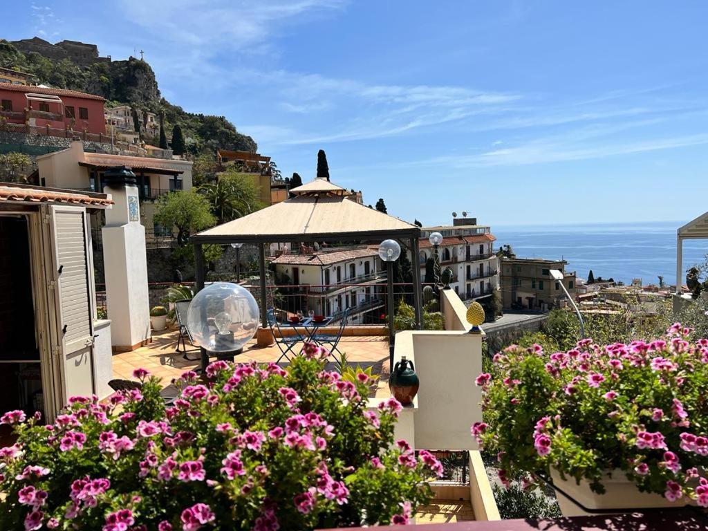 Il Terrazzo Di Marlu Villa Таормина Екстериор снимка